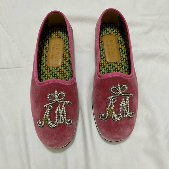 Gucci Pink Velvet Pearl Monogram Slip on Loafers - Picture 3 of 11